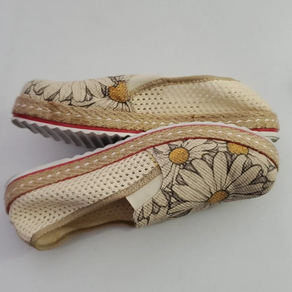 Goby Sunflower Canvas Flats Espadrilles